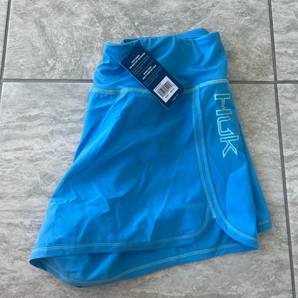 NWT HUK Fishing Shorts - Picture 2 of 6